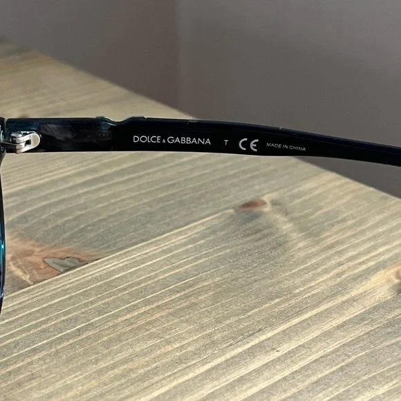 🇮🇹🐈‍⬛Dolce & Gabbana Women’s Sunglasses, Round Cat-Eye, with Original Case🐈‍⬛🇮🇹 - Picture 5 of 7